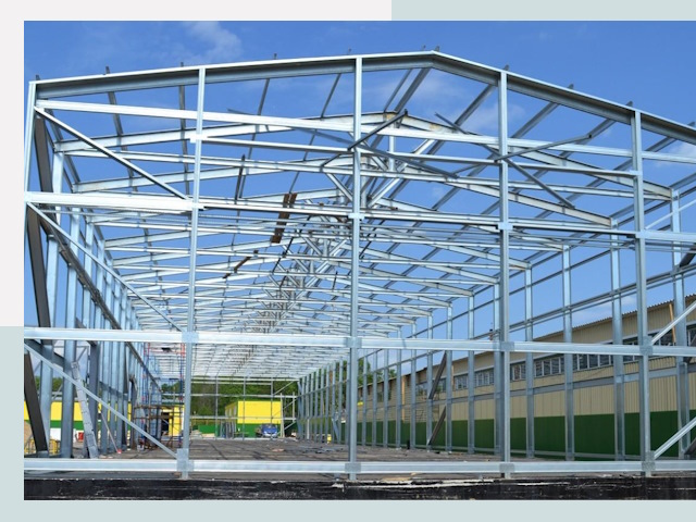 Строительство фабрик в Тихвине