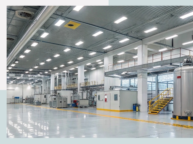 Освещение ангаров в Тихвине от 656 руб. - Эффективные решения